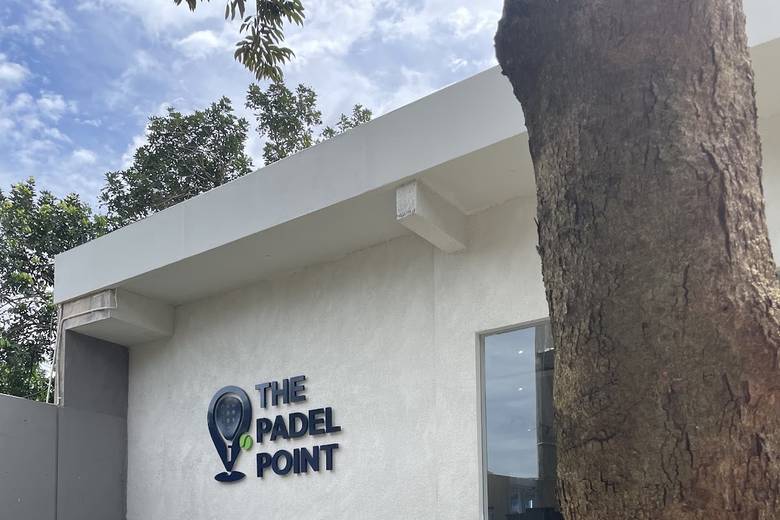 The Padel Point entrance